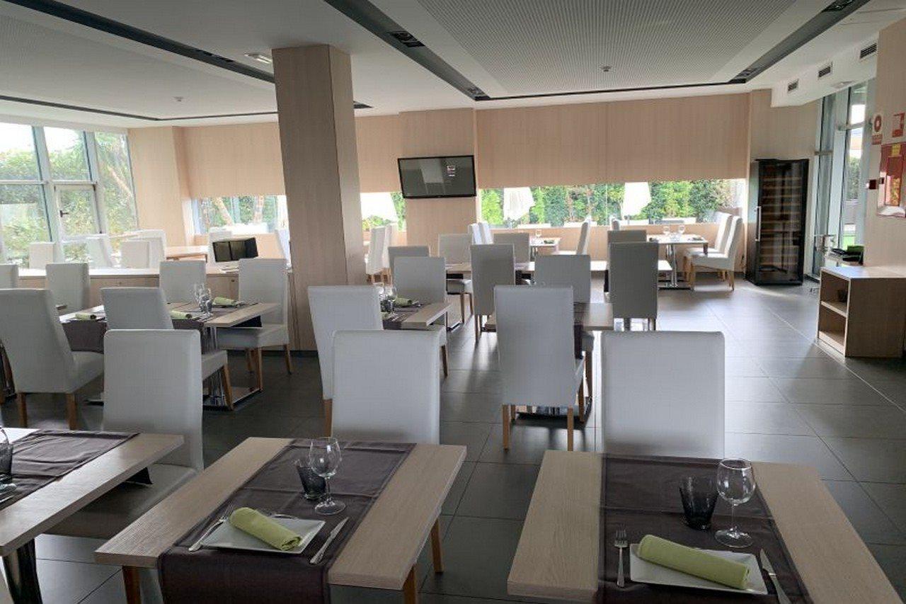 Hotel Sercotel Plana Parc Alquerias Del Nino Perdido Exterior foto
